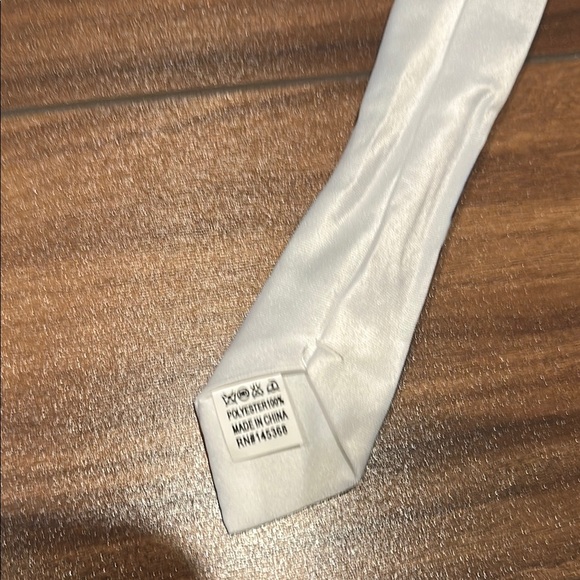 Cat and Dog Pattern Necktie - Picture 4 of 4